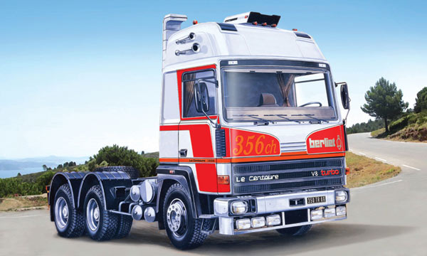 Maquette Italeri de Berliet/Renault Centaure 1/24