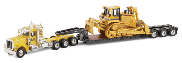 Miniature Peterbilt 389 avec porte-engins et Bull CAT D8R