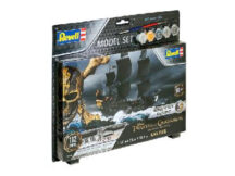 Maquette de bateau pirate BLACK PEARL (1/150) #RV65499